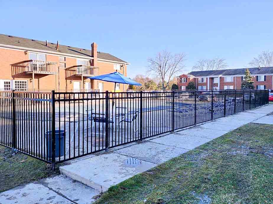 Commercial Fence Contractor