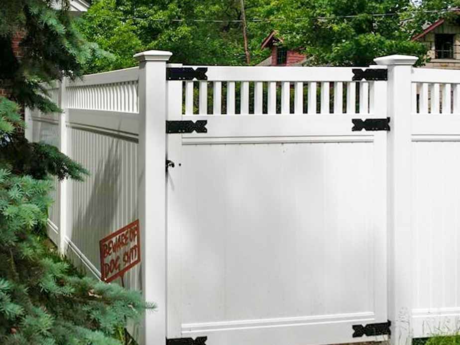 Vinyl Fence Contractor